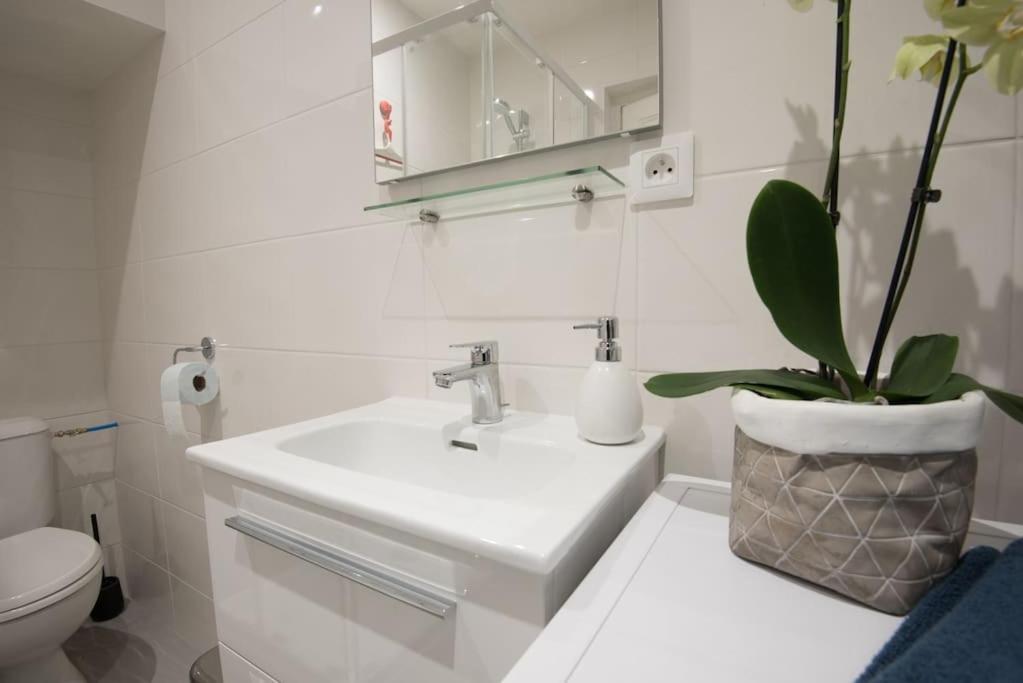 L'Espine Appartement Angers Buitenkant foto