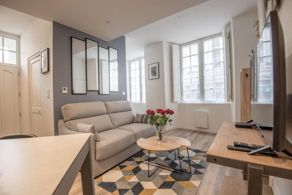 L'Espine Appartement Angers Buitenkant foto