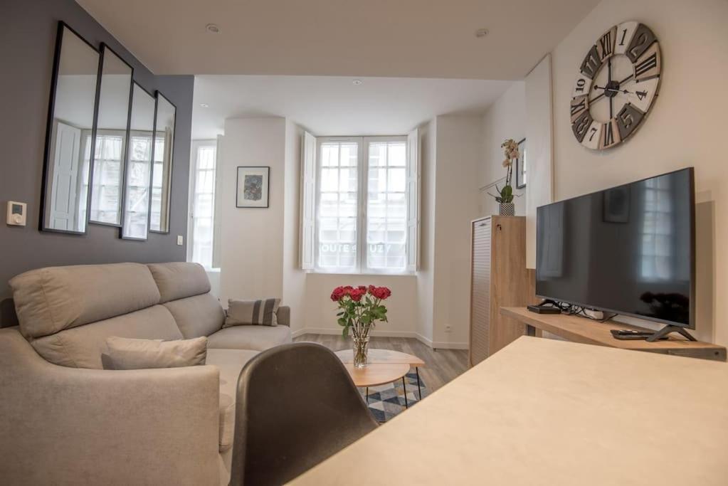 L'Espine Appartement Angers Buitenkant foto
